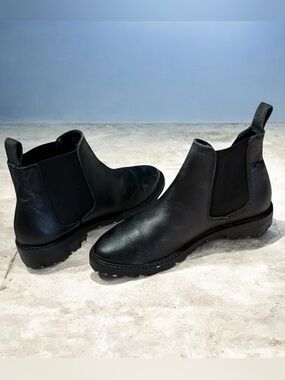 Steve Madden Leopold Black Chelsea Ankled Boots